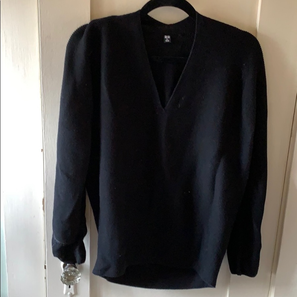 Black XL sweater